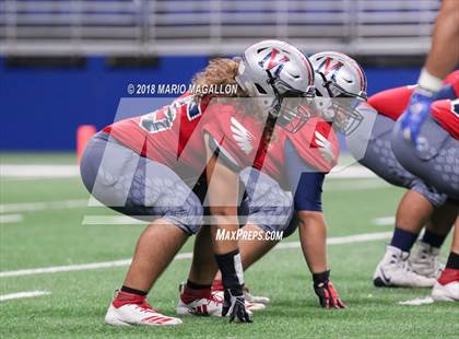 Thumbnail 1 in Veterans Memorial vs Veterans Memorial (UIL 5A Region Playoff) photogallery.