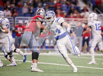 Thumbnail 1 in Veterans Memorial vs Veterans Memorial (UIL 5A Region Playoff) photogallery.