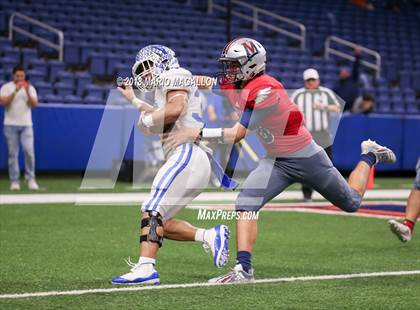 Thumbnail 1 in Veterans Memorial vs Veterans Memorial (UIL 5A Region Playoff) photogallery.