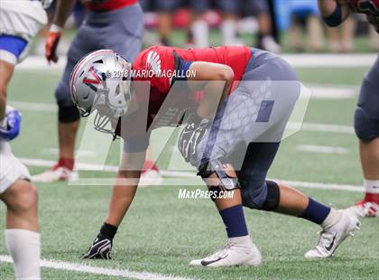 Thumbnail 1 in Veterans Memorial vs Veterans Memorial (UIL 5A Region Playoff) photogallery.