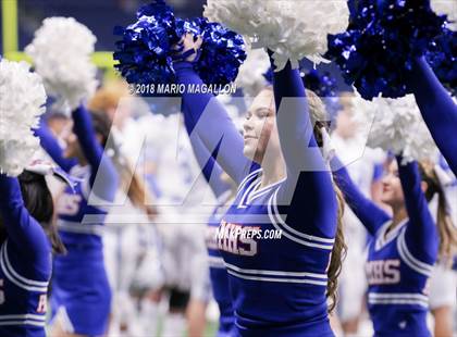 Thumbnail 2 in Veterans Memorial vs Veterans Memorial (UIL 5A Region Playoff) photogallery.