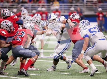Thumbnail 3 in Veterans Memorial vs Veterans Memorial (UIL 5A Region Playoff) photogallery.