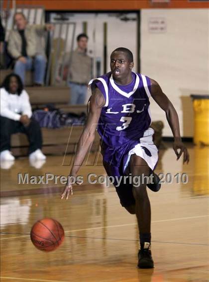 Thumbnail 1 in Hutto vs Johnson (Texas 4A Region 4 Bi-District) photogallery.