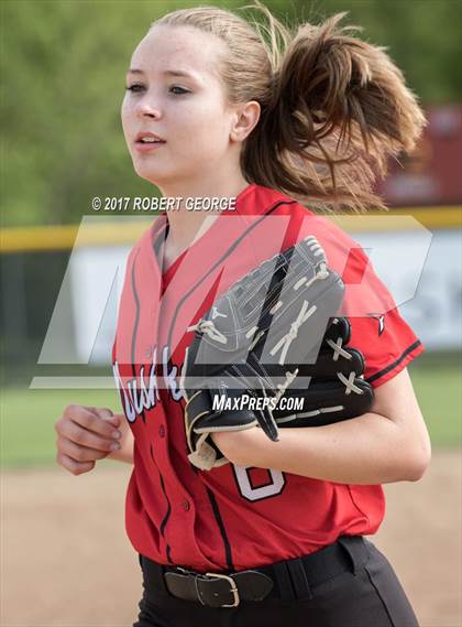 Thumbnail 2 in Arrowhead @ Muskego photogallery.