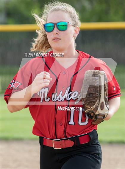 Thumbnail 1 in Arrowhead @ Muskego photogallery.