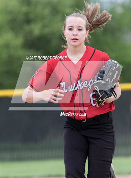 Thumbnail 2 in Arrowhead @ Muskego photogallery.