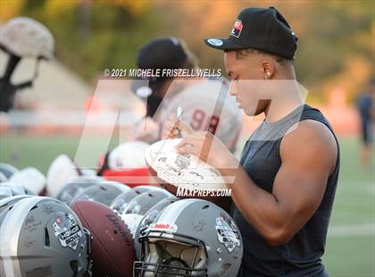 Thumbnail 3 in Centennial vs Sierra Canyon (Honor Bowl) photogallery.