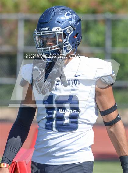 Thumbnail 3 in Centennial vs Sierra Canyon (Honor Bowl) photogallery.