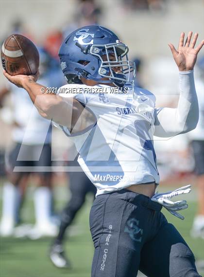 Thumbnail 1 in Centennial vs Sierra Canyon (Honor Bowl) photogallery.
