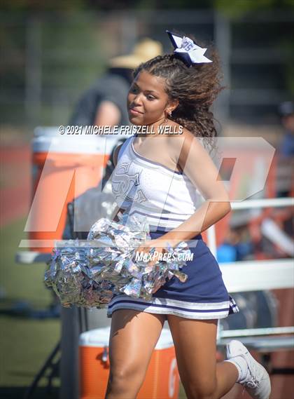 Thumbnail 2 in Centennial vs Sierra Canyon (Honor Bowl) photogallery.