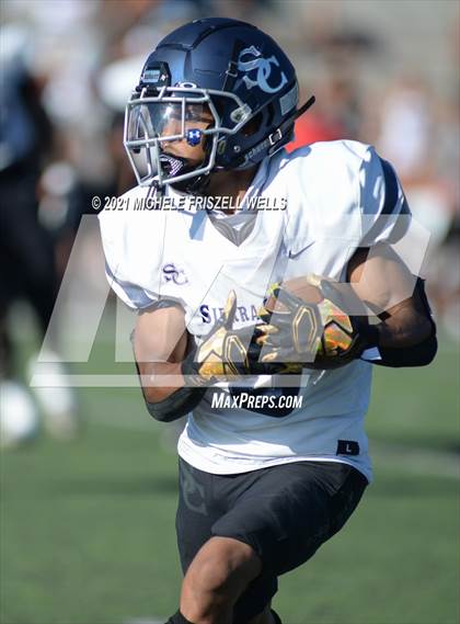 Thumbnail 3 in Centennial vs Sierra Canyon (Honor Bowl) photogallery.