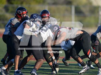 Thumbnail 1 in Centennial vs Sierra Canyon (Honor Bowl) photogallery.