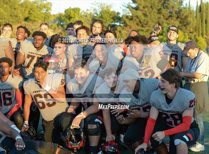 Thumbnail 2 in Centennial vs Sierra Canyon (Honor Bowl) photogallery.