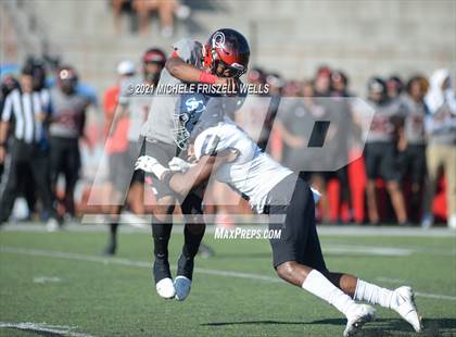Thumbnail 2 in Centennial vs Sierra Canyon (Honor Bowl) photogallery.