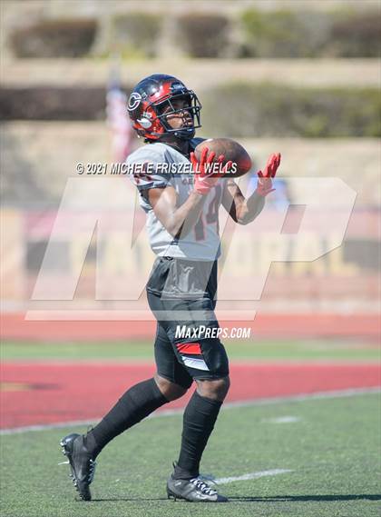 Thumbnail 2 in Centennial vs Sierra Canyon (Honor Bowl) photogallery.