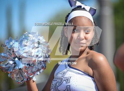 Thumbnail 2 in Centennial vs Sierra Canyon (Honor Bowl) photogallery.