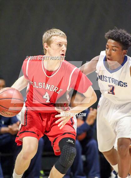 Thumbnail 2 in Elsinore vs. Roosevelt photogallery.
