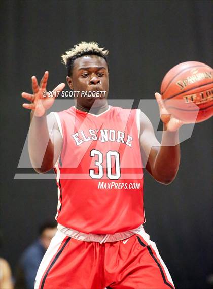 Thumbnail 1 in Elsinore vs. Roosevelt photogallery.