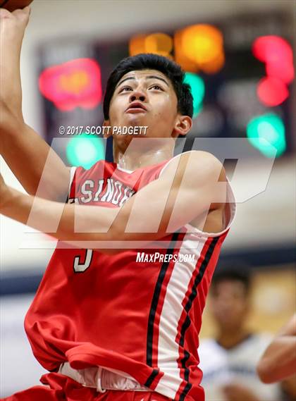 Thumbnail 3 in Elsinore vs. Roosevelt photogallery.