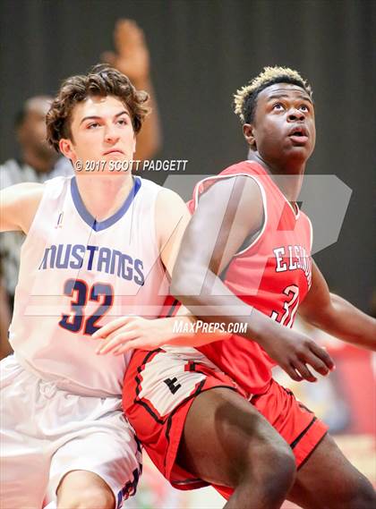 Thumbnail 3 in Elsinore vs. Roosevelt photogallery.