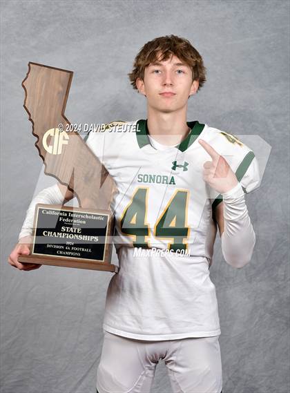 Thumbnail 2 in Sonora (CIF State Div. 4-A Awards) photogallery.