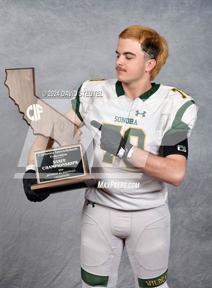 Thumbnail 2 in Sonora (CIF State Div. 4-A Awards) photogallery.
