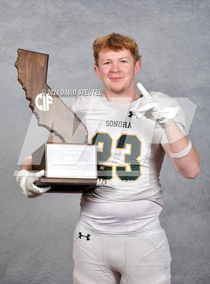 Thumbnail 2 in Sonora (CIF State Div. 4-A Awards) photogallery.