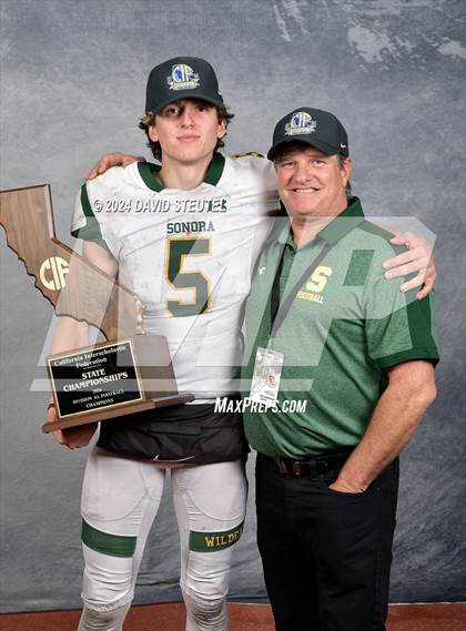 Thumbnail 3 in Sonora (CIF State Div. 4-A Awards) photogallery.