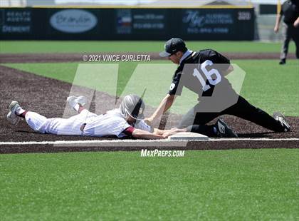 Thumbnail 3 in McCallum @ Dripping Springs photogallery.