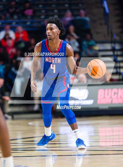 Thumbnail 3 in New Hanover vs North Mecklenburg (NCHSAA 4A Final) photogallery.