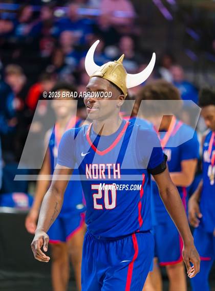 Thumbnail 2 in New Hanover vs North Mecklenburg (NCHSAA 4A Final) photogallery.