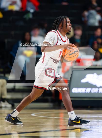 Thumbnail 1 in New Hanover vs North Mecklenburg (NCHSAA 4A Final) photogallery.