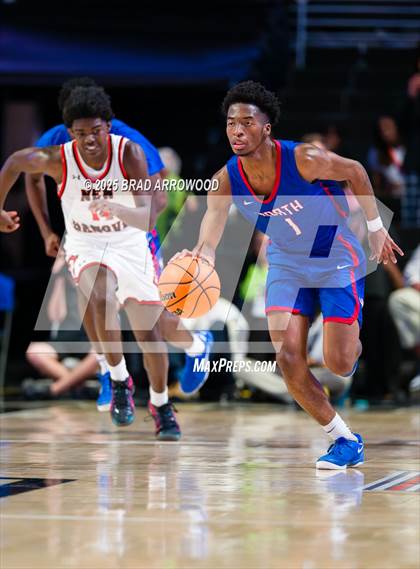 Thumbnail 3 in New Hanover vs North Mecklenburg (NCHSAA 4A Final) photogallery.
