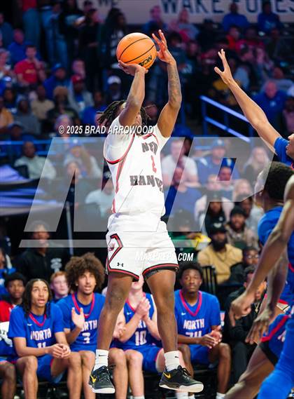 Thumbnail 1 in New Hanover vs North Mecklenburg (NCHSAA 4A Final) photogallery.