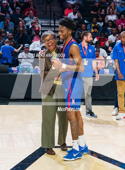 Thumbnail 1 in New Hanover vs North Mecklenburg (NCHSAA 4A Final) photogallery.
