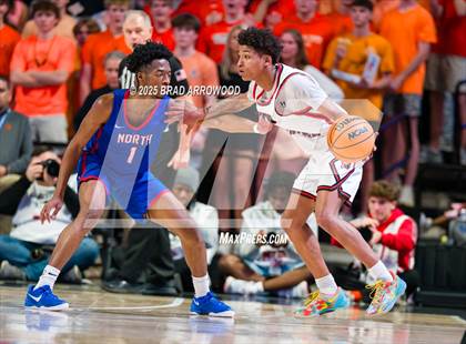 Thumbnail 1 in New Hanover vs North Mecklenburg (NCHSAA 4A Final) photogallery.