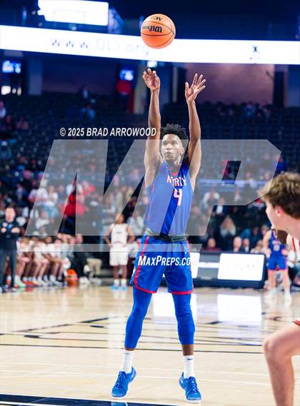 Thumbnail 3 in New Hanover vs North Mecklenburg (NCHSAA 4A Final) photogallery.