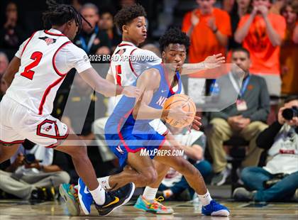 Thumbnail 1 in New Hanover vs North Mecklenburg (NCHSAA 4A Final) photogallery.