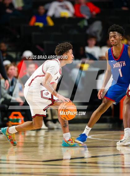 Thumbnail 1 in New Hanover vs North Mecklenburg (NCHSAA 4A Final) photogallery.
