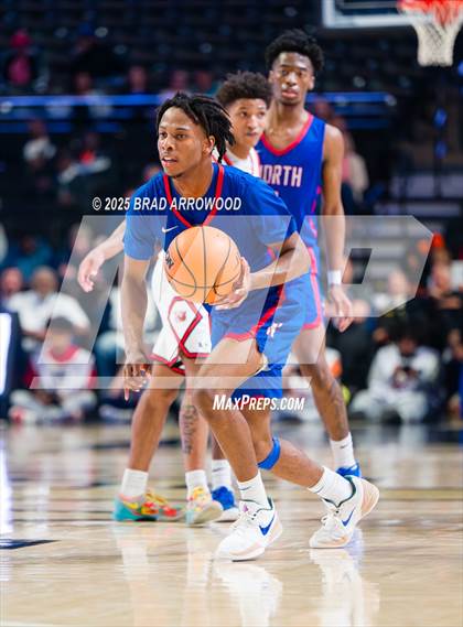 Thumbnail 1 in New Hanover vs North Mecklenburg (NCHSAA 4A Final) photogallery.
