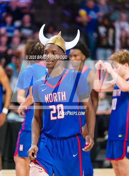 Thumbnail 1 in New Hanover vs North Mecklenburg (NCHSAA 4A Final) photogallery.
