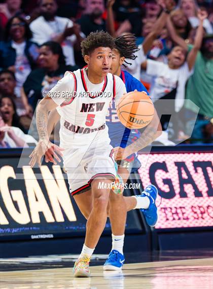 Thumbnail 1 in New Hanover vs North Mecklenburg (NCHSAA 4A Final) photogallery.