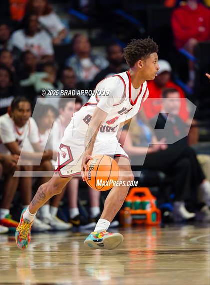 Thumbnail 2 in New Hanover vs North Mecklenburg (NCHSAA 4A Final) photogallery.