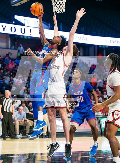 Thumbnail 2 in New Hanover vs North Mecklenburg (NCHSAA 4A Final) photogallery.
