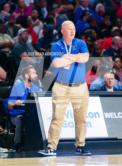 Thumbnail 3 in New Hanover vs North Mecklenburg (NCHSAA 4A Final) photogallery.