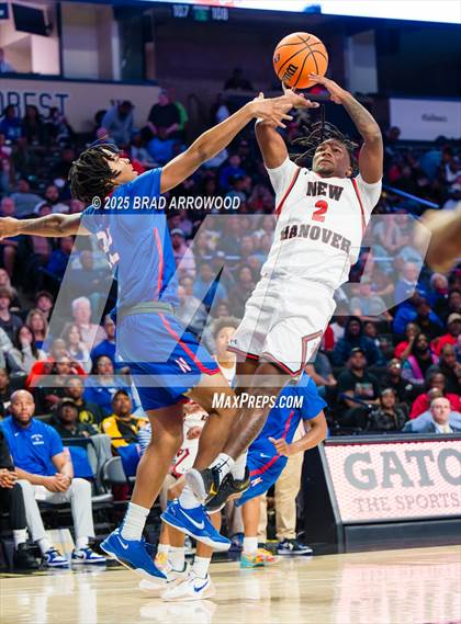 Thumbnail 3 in New Hanover vs North Mecklenburg (NCHSAA 4A Final) photogallery.