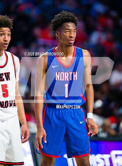 Thumbnail 2 in New Hanover vs North Mecklenburg (NCHSAA 4A Final) photogallery.