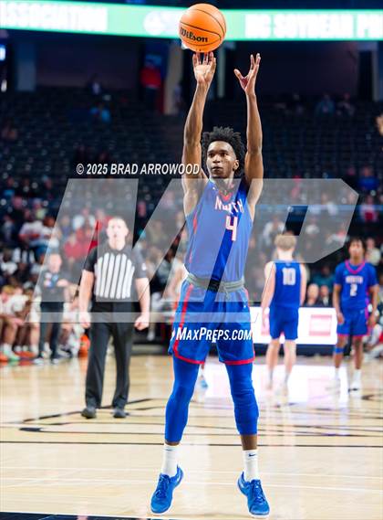 Thumbnail 3 in New Hanover vs North Mecklenburg (NCHSAA 4A Final) photogallery.
