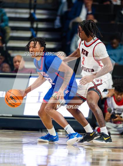 Thumbnail 3 in New Hanover vs North Mecklenburg (NCHSAA 4A Final) photogallery.