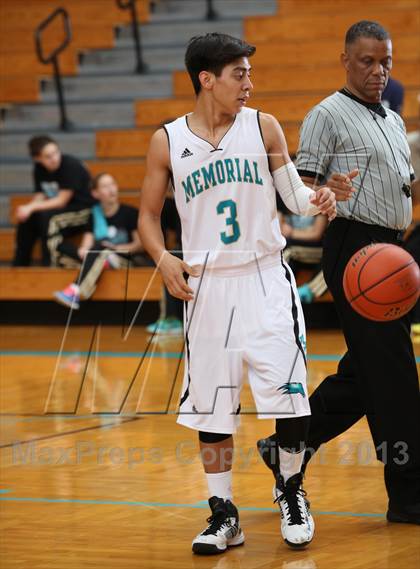 Thumbnail 2 in Flower Mound vs Pasadena Memorial (McDonald's Texas Invitational) photogallery.